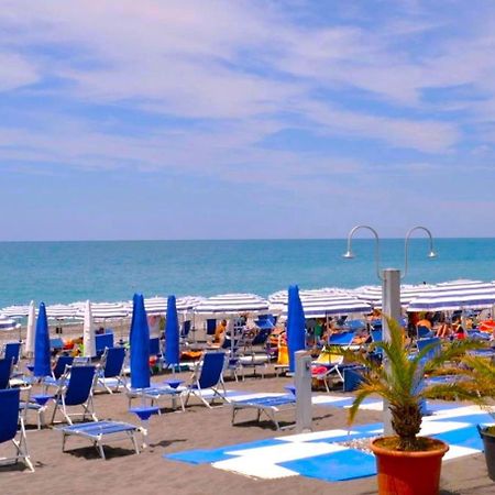 Sporting Club Resort Praia a Mare Bagian luar foto