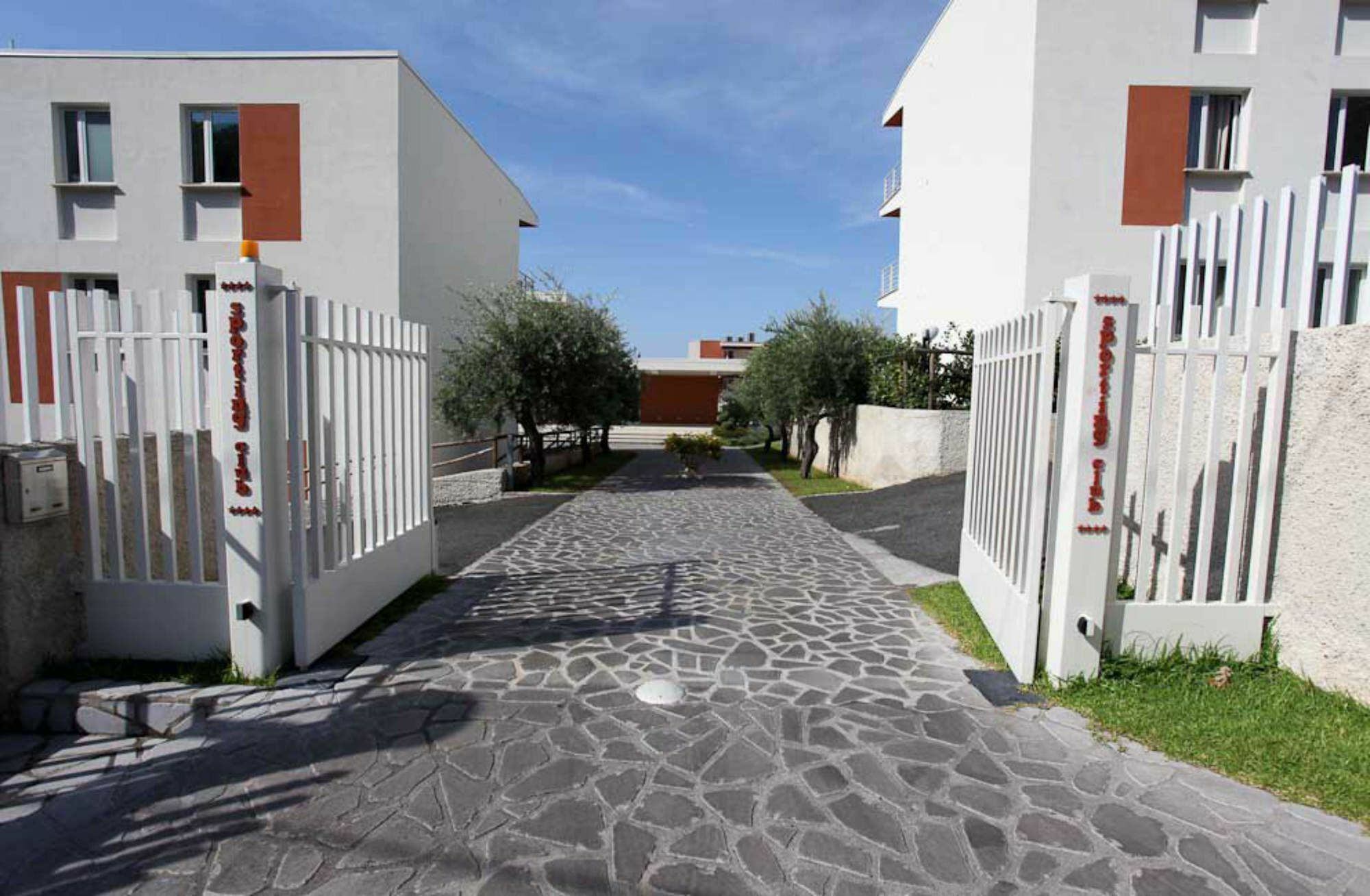 Sporting Club Resort Praia a Mare Bagian luar foto